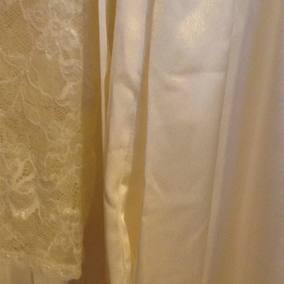 Vintage Marks & Spencer Lace Cream Bathrobe Robe Size UK 8-10 Lingerie - Picture 9 of 11